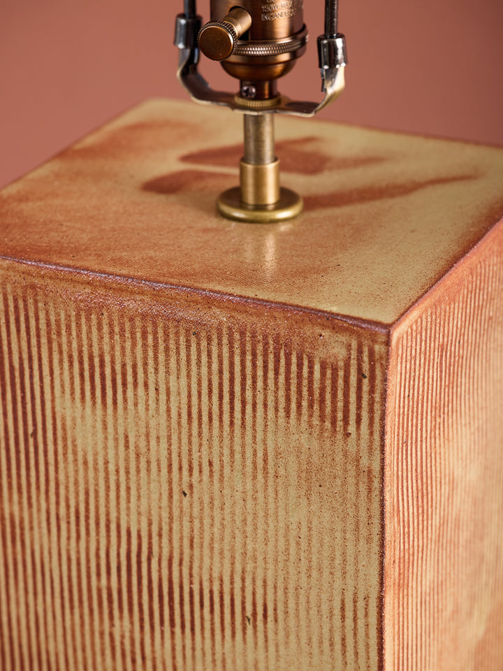 Dumais Made Caja Alta Table Lamp 