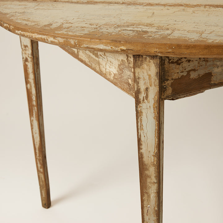 Rustic White Demi-Lune, French