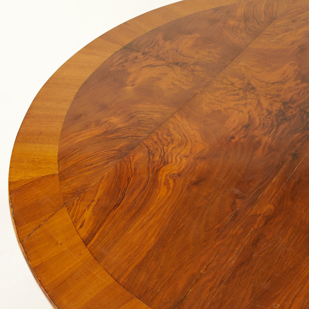 Early 19th-century Veneered Round Table with Edge-Set Legs, European