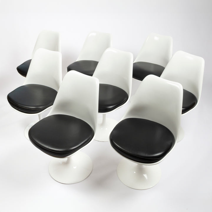 Set of 8 Vintage Saarinen Tulip Dining Chairs
