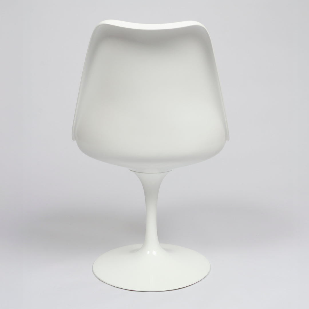 Set of 8 Vintage Saarinen Tulip Dining Chairs